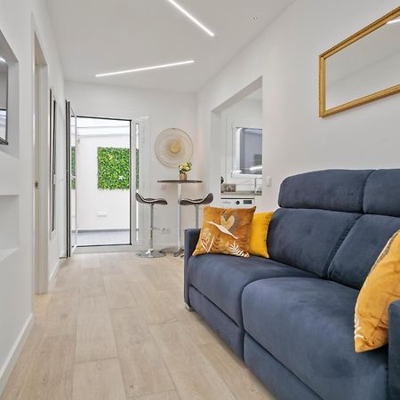 Boutique Plaza Catalonia Suites Cornella كونيّا ذي نْيوبريُك المظهر الخارجي الصورة