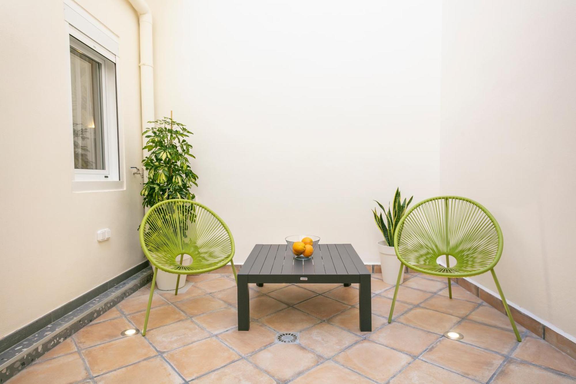 Boutique Plaza Catalonia Suites Cornella كونيّا ذي نْيوبريُك المظهر الخارجي الصورة
