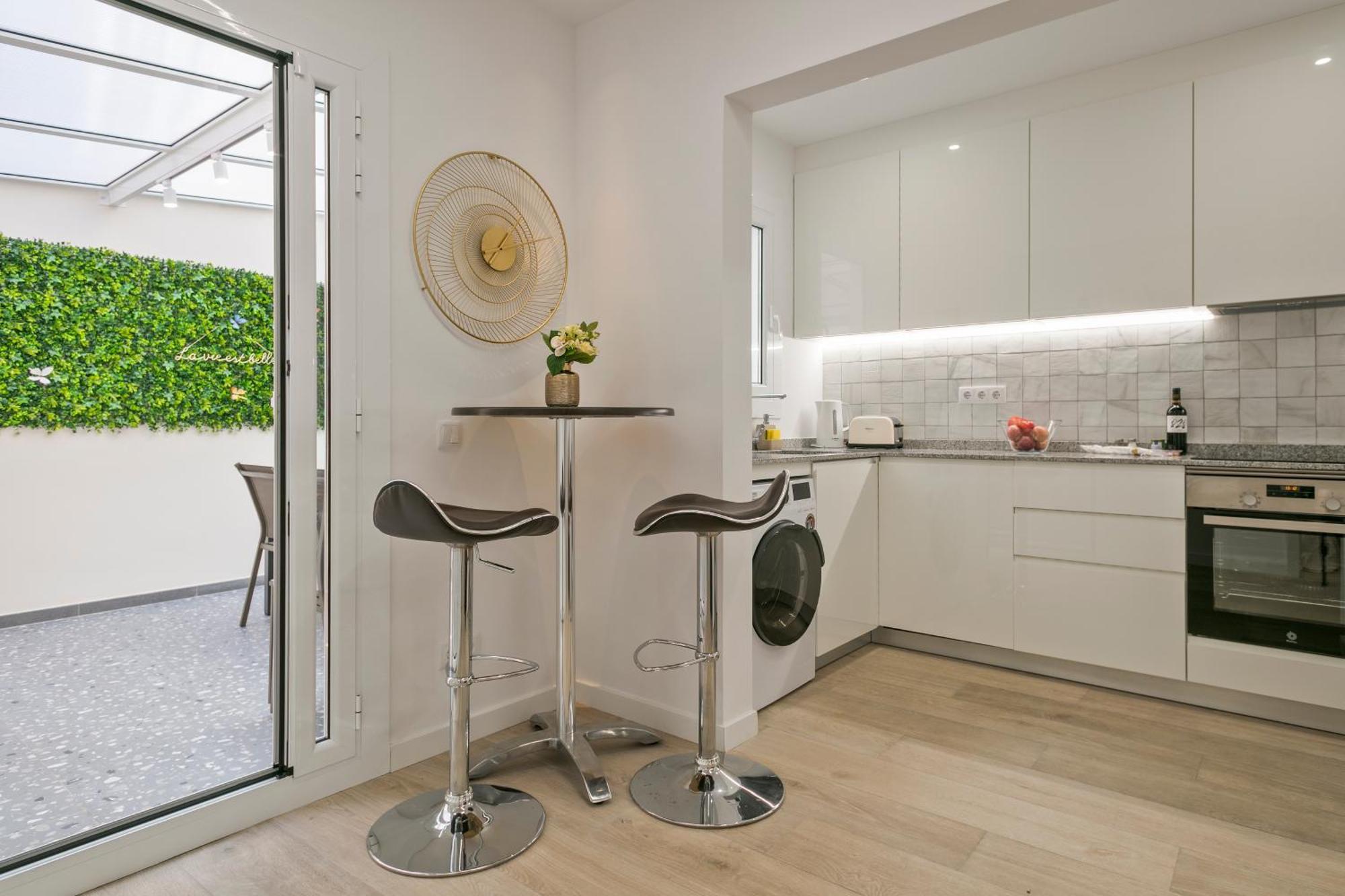 Boutique Plaza Catalonia Suites Cornella كونيّا ذي نْيوبريُك المظهر الخارجي الصورة