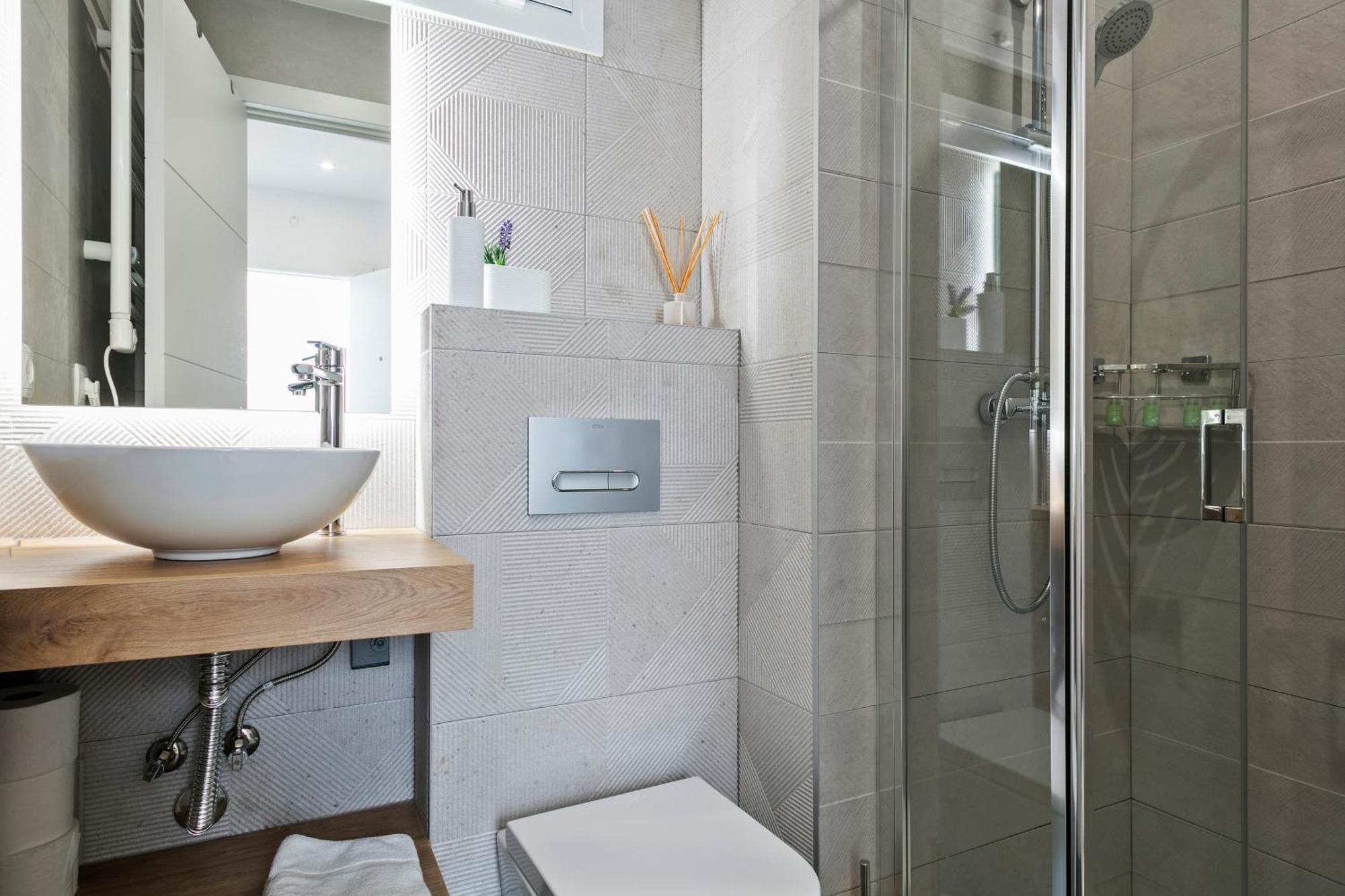 Boutique Plaza Catalonia Suites Cornella كونيّا ذي نْيوبريُك المظهر الخارجي الصورة