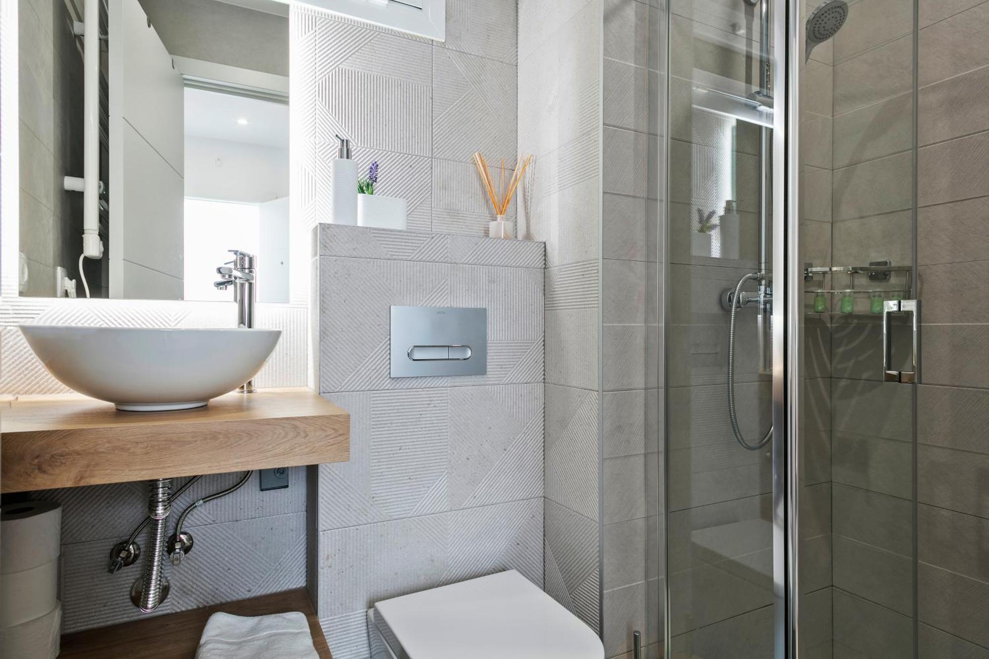 Boutique Plaza Catalonia Suites Cornella كونيّا ذي نْيوبريُك المظهر الخارجي الصورة